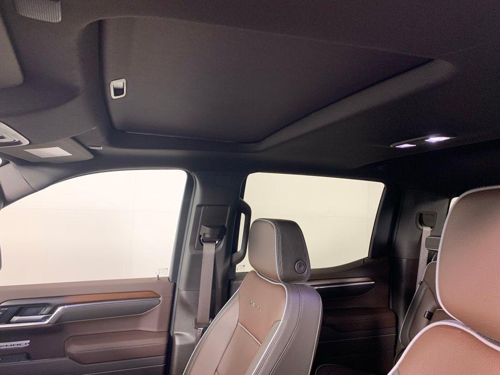 new 2025 GMC Sierra 1500 car, priced at $61,205