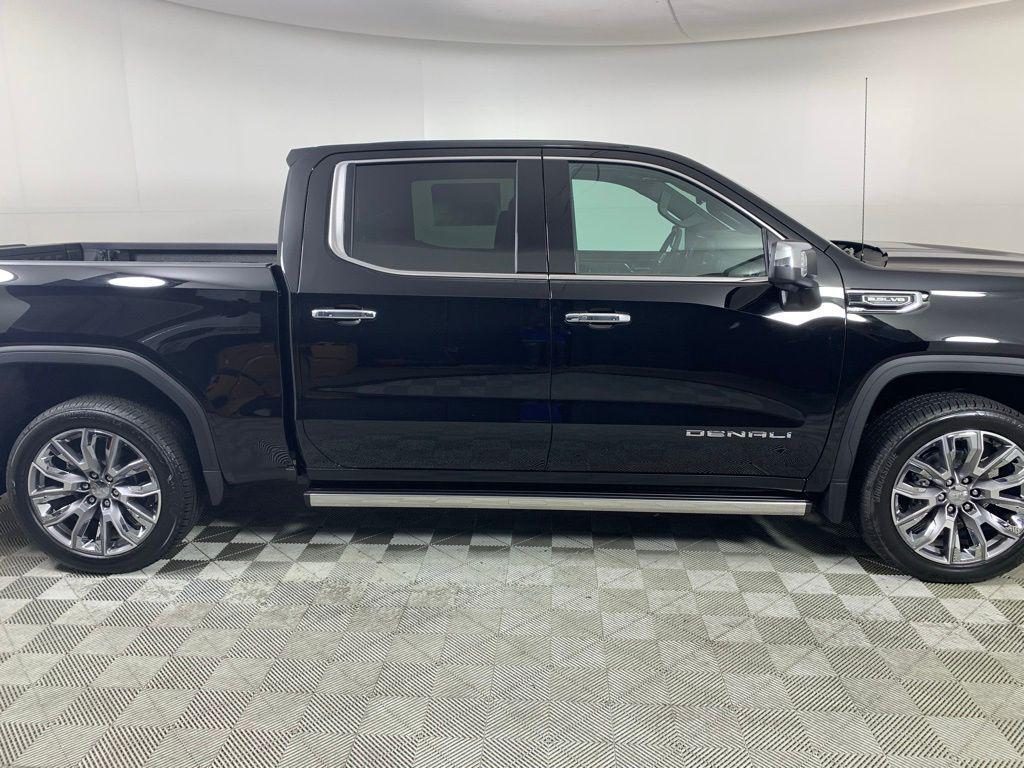 new 2025 GMC Sierra 1500 car, priced at $61,205