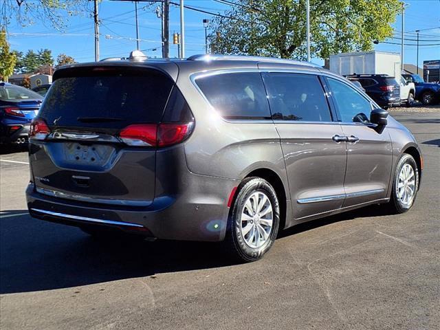 used 2019 Chrysler Pacifica car, priced at $18,495