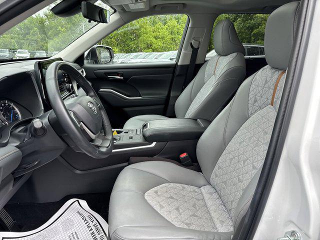 used 2022 Toyota Highlander Hybrid car, priced at $41,795