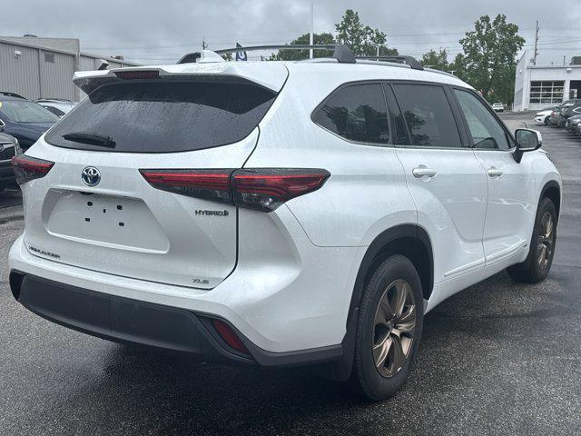 used 2022 Toyota Highlander Hybrid car, priced at $41,795