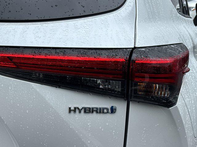 used 2022 Toyota Highlander Hybrid car, priced at $41,795