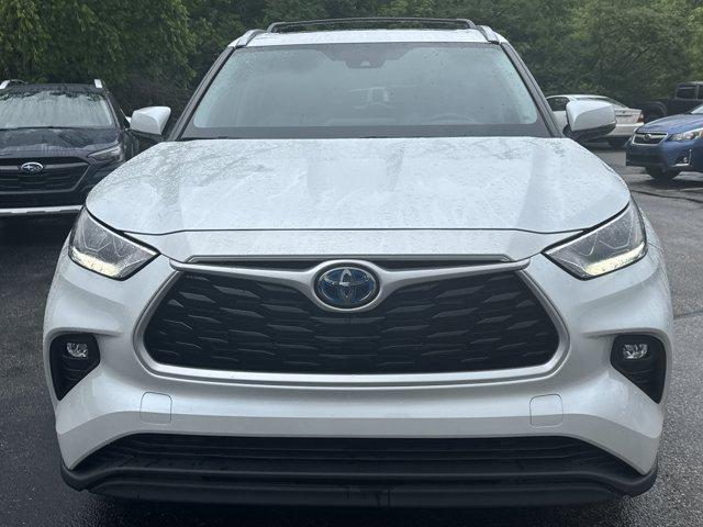 used 2022 Toyota Highlander Hybrid car, priced at $41,795
