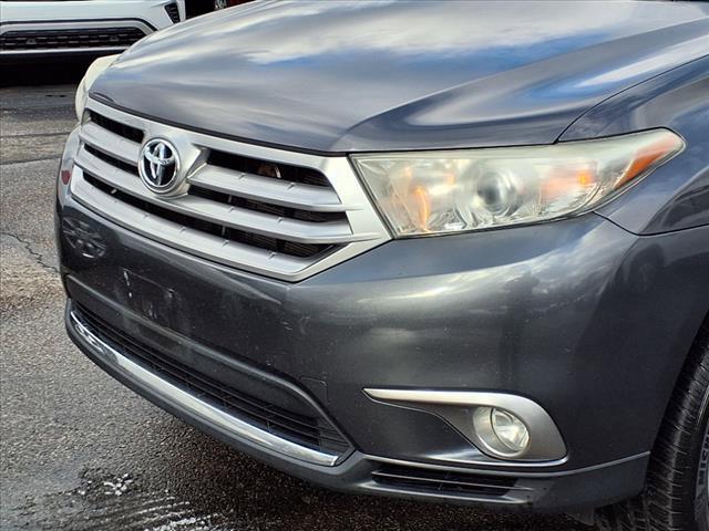 used 2013 Toyota Highlander car, priced at $11,647