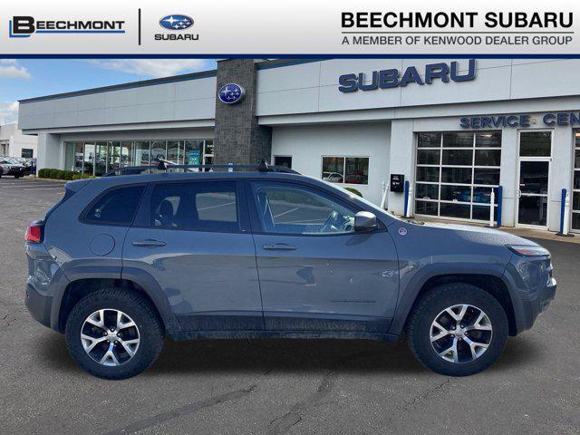used 2015 Jeep Cherokee car, priced at $11,295