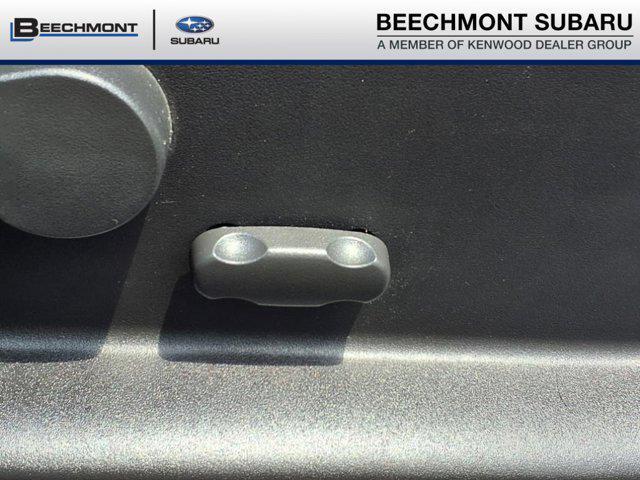 used 2006 Chevrolet Monte Carlo car, priced at $3,895