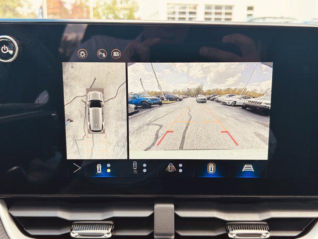 used 2025 Chevrolet Equinox car, priced at $24,215