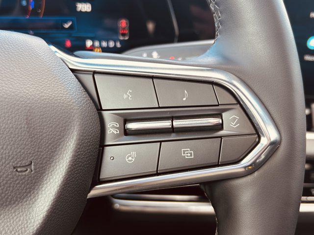 used 2025 Chevrolet Equinox car, priced at $24,215