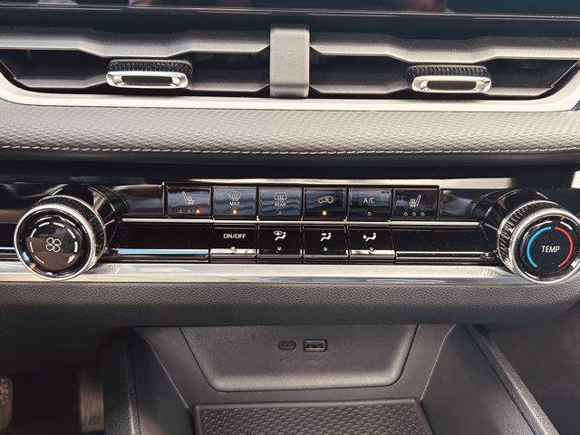 used 2025 Chevrolet Equinox car, priced at $24,215