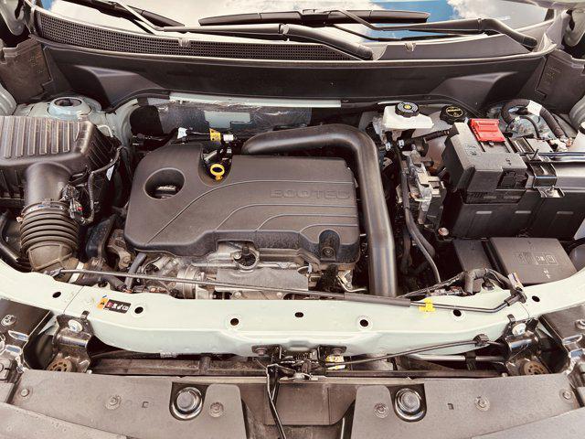 used 2025 Chevrolet Equinox car, priced at $24,215