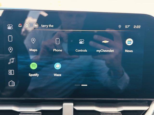 used 2025 Chevrolet Equinox car, priced at $24,215