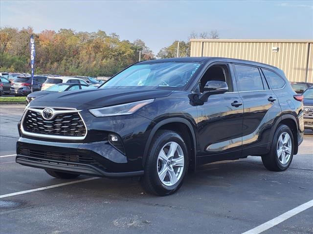 used 2021 Toyota Highlander car, priced at $30,495