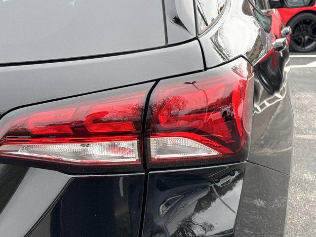 used 2023 Chevrolet Equinox car, priced at $21,347