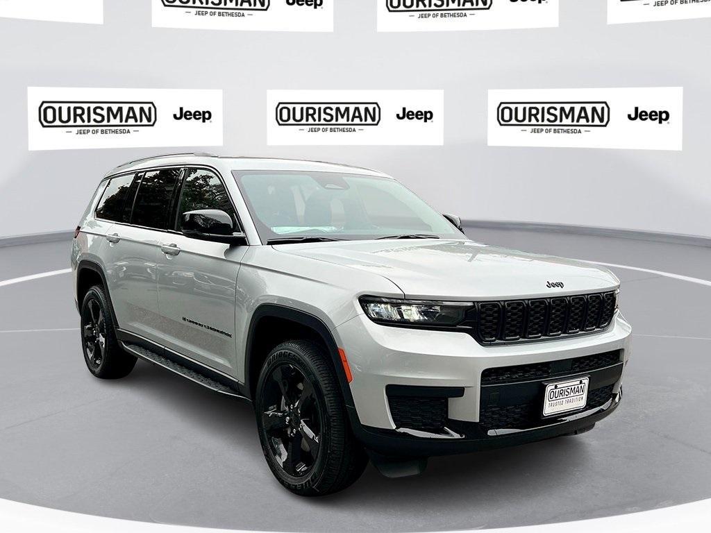 new 2024 Jeep Grand Cherokee L car, priced at $48,486