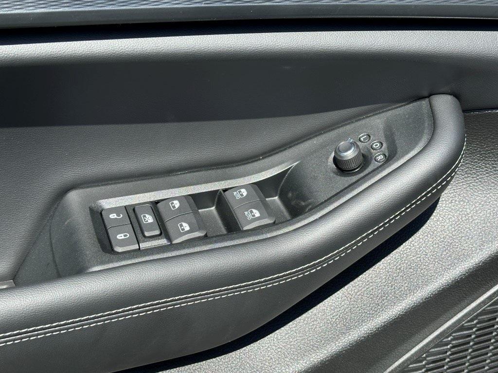 new 2025 Jeep Grand Cherokee car, priced at $41,396