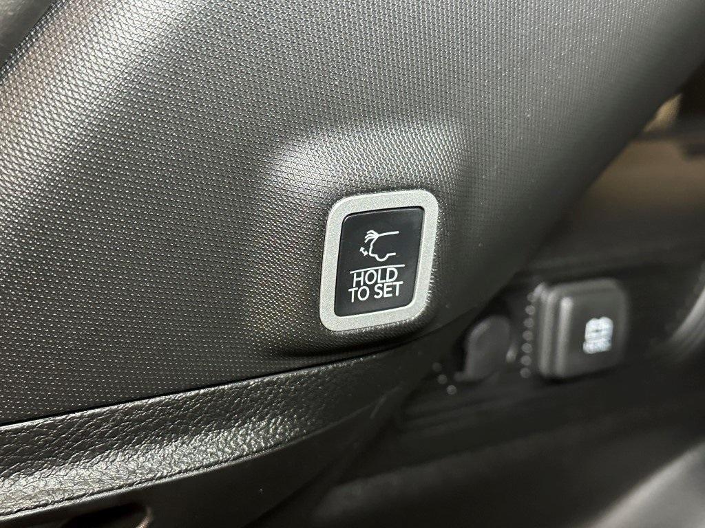 new 2025 Jeep Grand Cherokee car, priced at $45,391