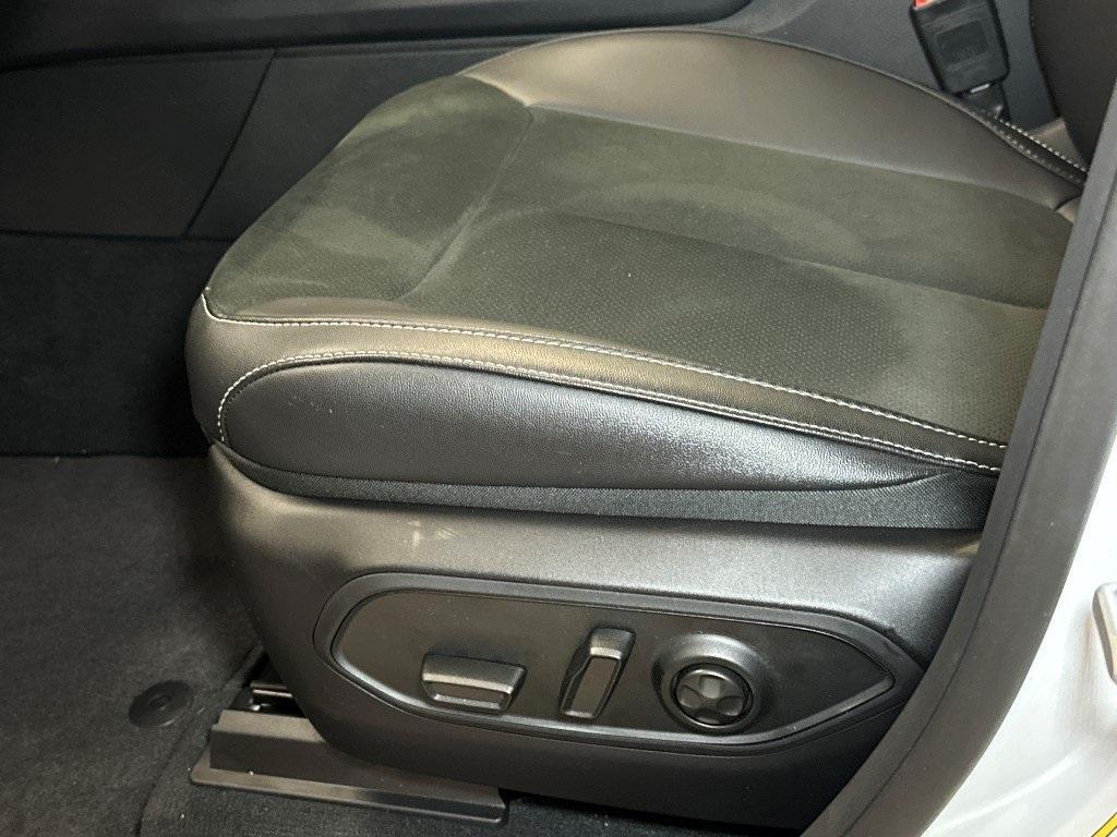 new 2025 Jeep Grand Cherokee car, priced at $45,391