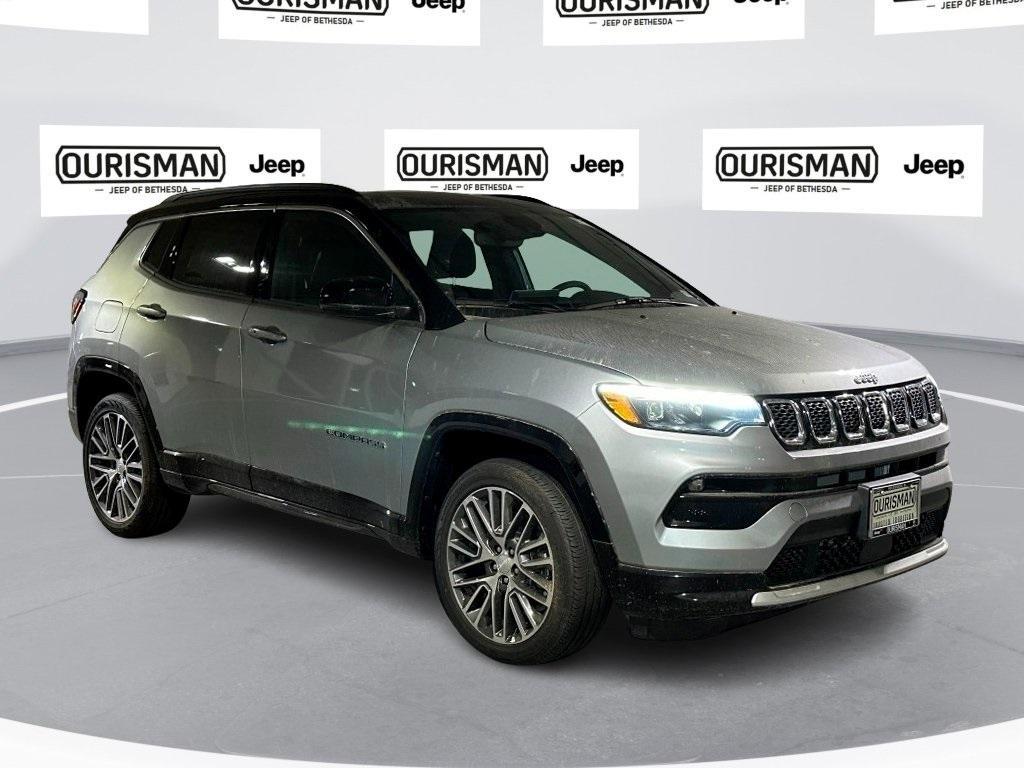 new 2024 Jeep Compass car, priced at $39,124