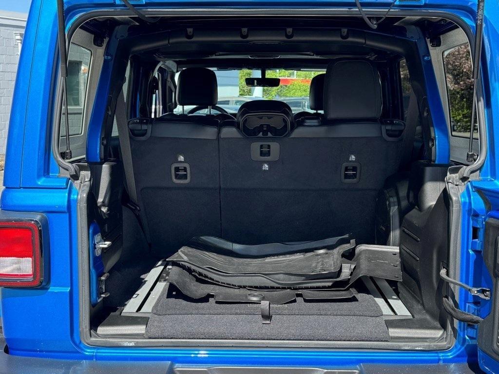 used 2021 Jeep Wrangler Unlimited car, priced at $33,000