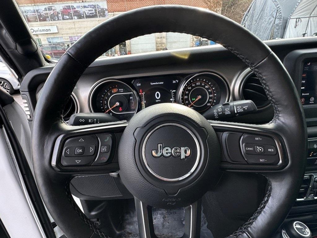 used 2021 Jeep Wrangler Unlimited car, priced at $27,200