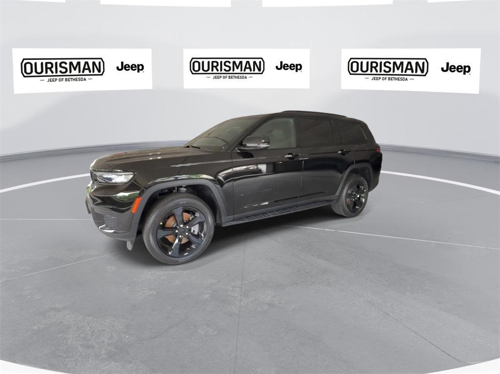 new 2024 Jeep Grand Cherokee L car, priced at $47,976