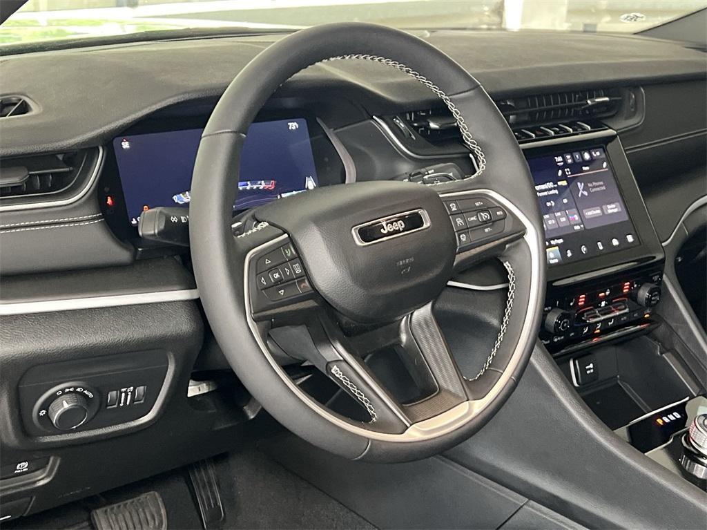 new 2024 Jeep Grand Cherokee L car, priced at $47,976