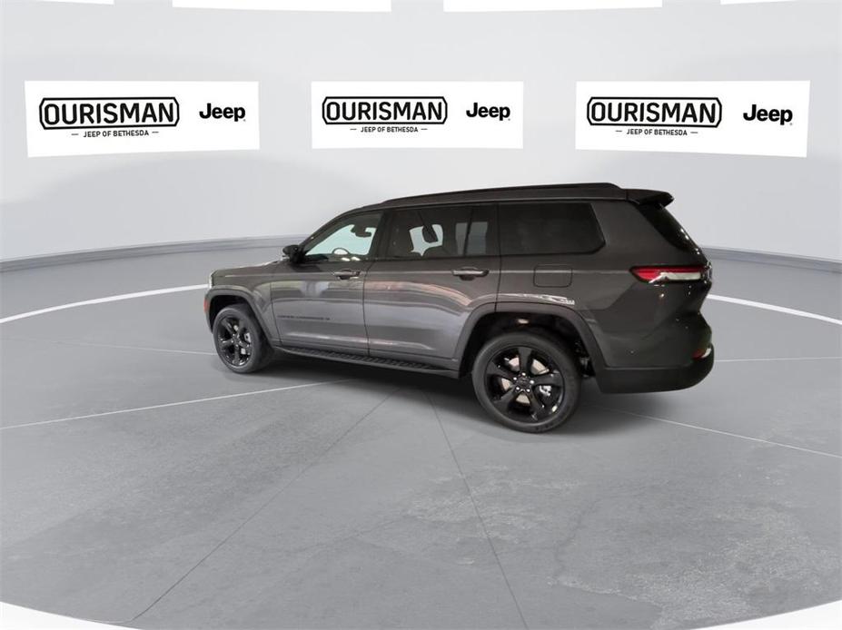 new 2024 Jeep Grand Cherokee L car, priced at $44,913