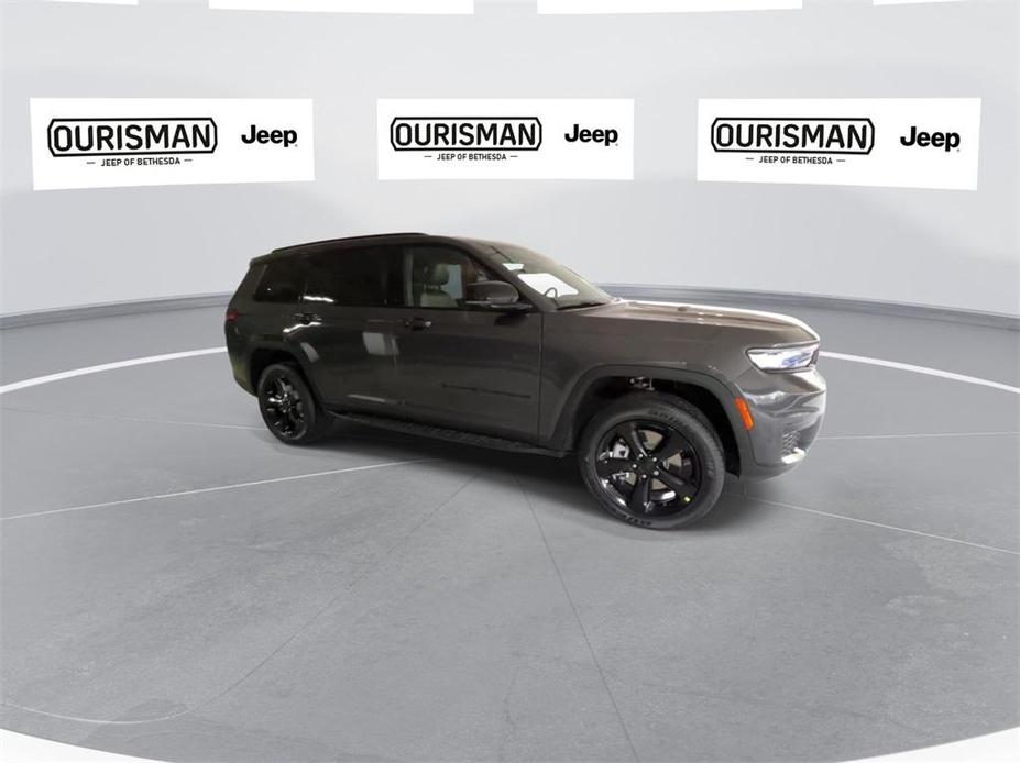 new 2024 Jeep Grand Cherokee L car, priced at $44,913