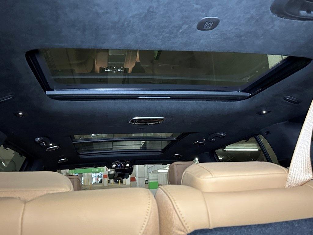 new 2025 Jeep Grand Wagoneer L car, priced at $111,150