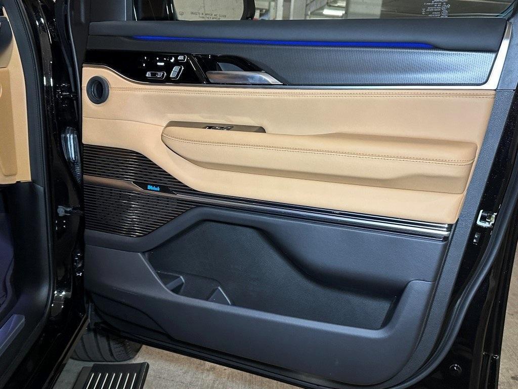 new 2025 Jeep Grand Wagoneer L car, priced at $111,150