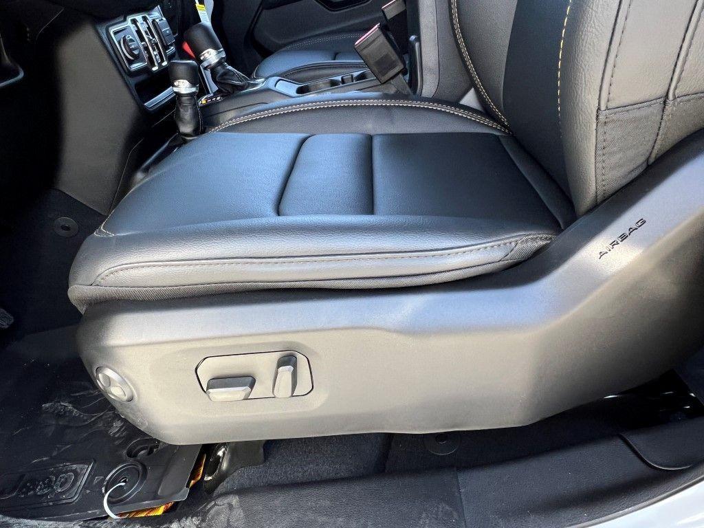 new 2025 Jeep Wrangler car, priced at $57,432