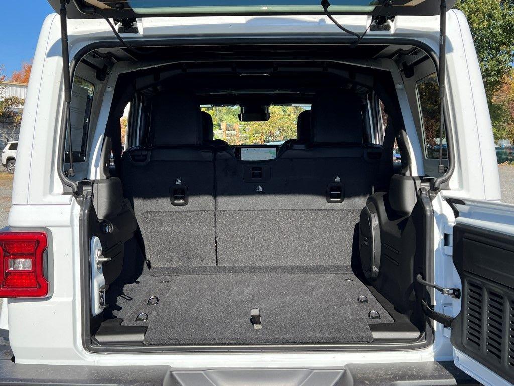 new 2025 Jeep Wrangler car, priced at $57,432