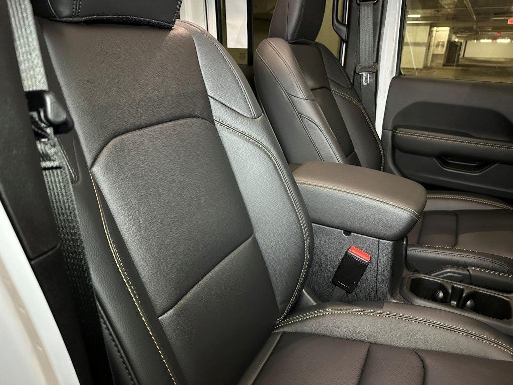 new 2025 Jeep Wrangler car, priced at $58,439