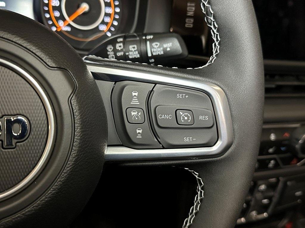 new 2025 Jeep Wrangler car, priced at $58,439