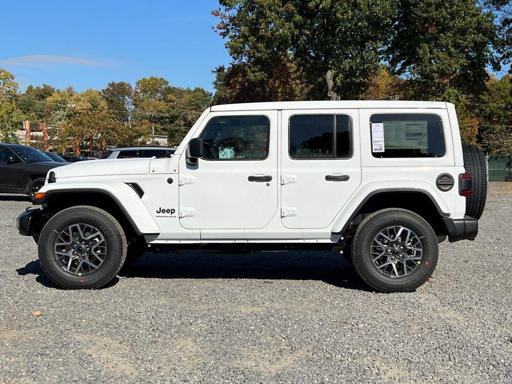 new 2025 Jeep Wrangler car, priced at $57,432
