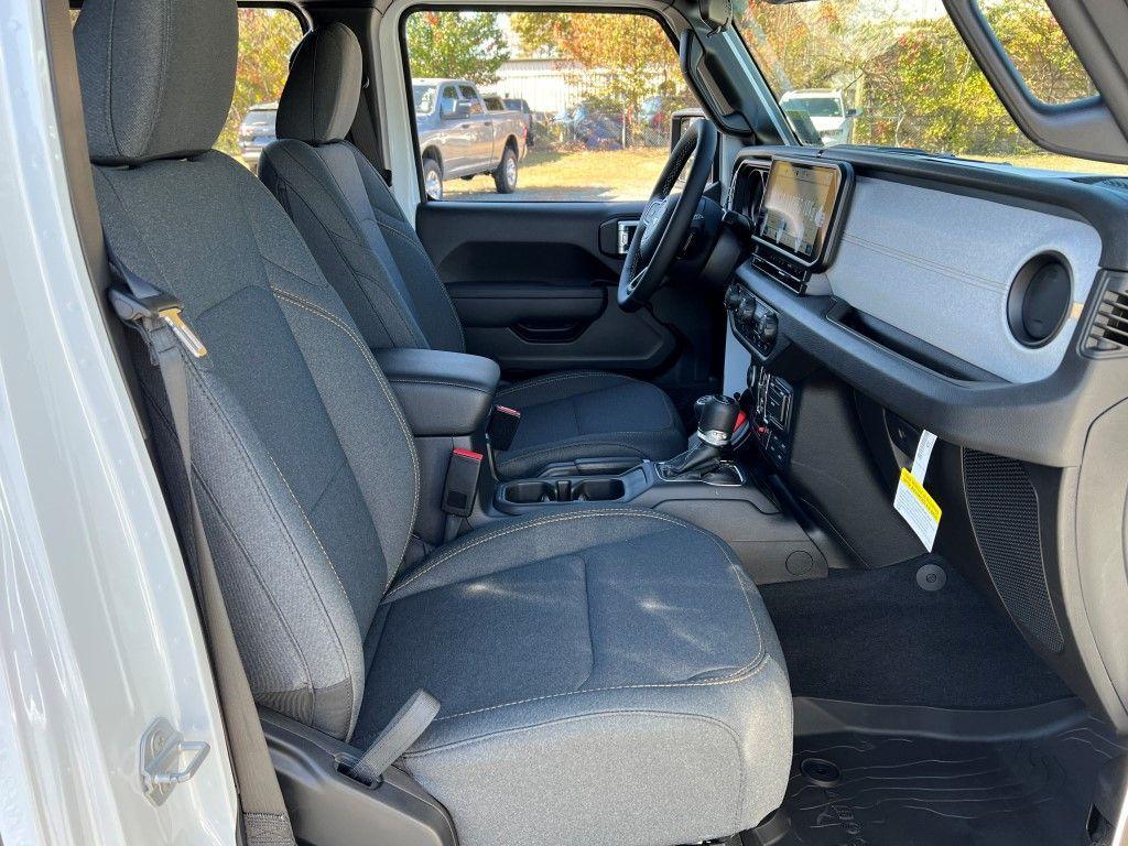 new 2025 Jeep Wrangler car, priced at $50,662