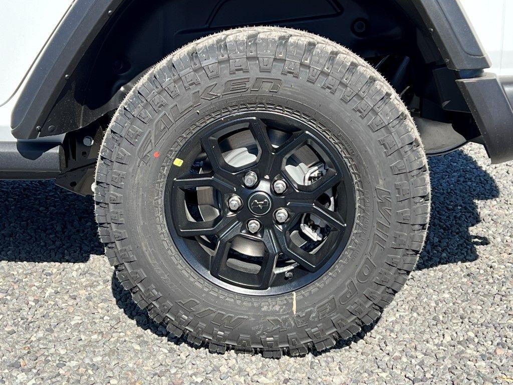 new 2025 Jeep Wrangler car, priced at $50,662