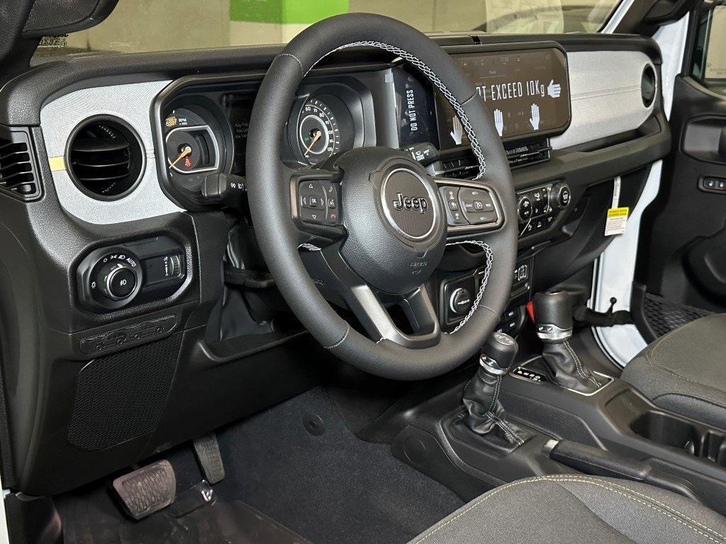new 2025 Jeep Wrangler car, priced at $53,366
