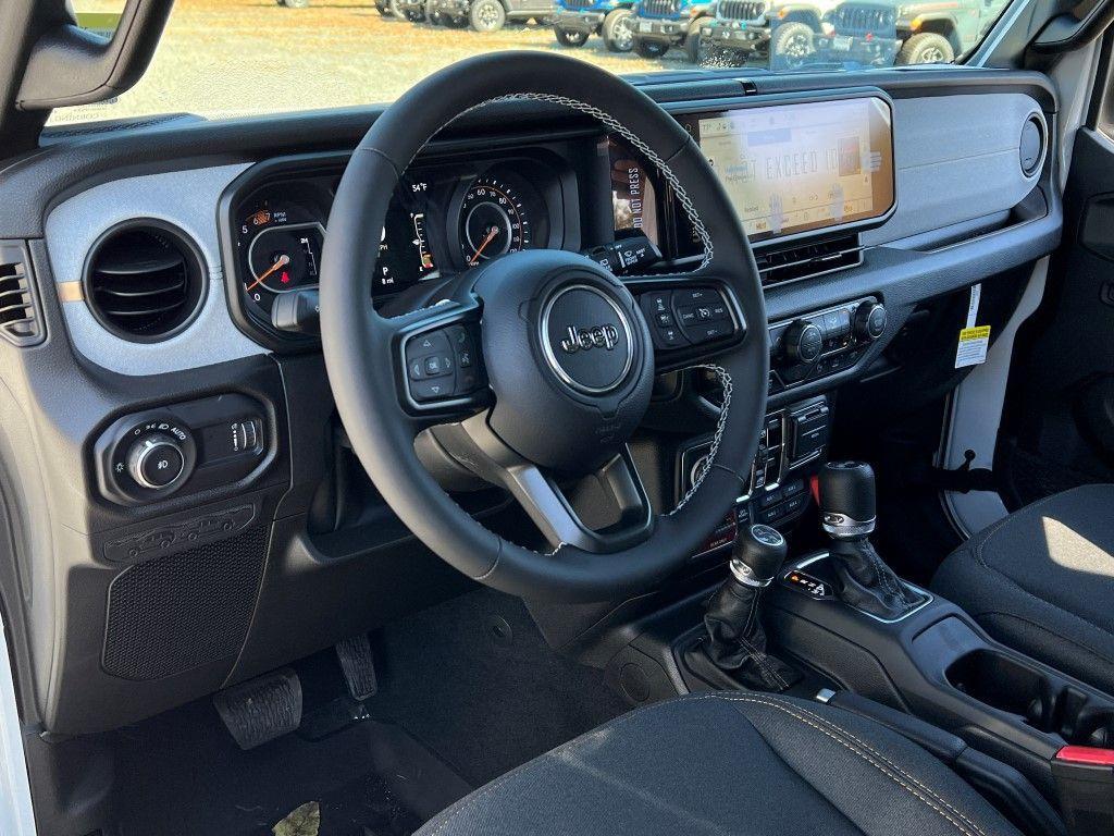 new 2025 Jeep Wrangler car, priced at $50,662