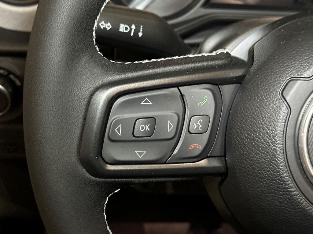 new 2025 Jeep Wrangler car, priced at $53,366