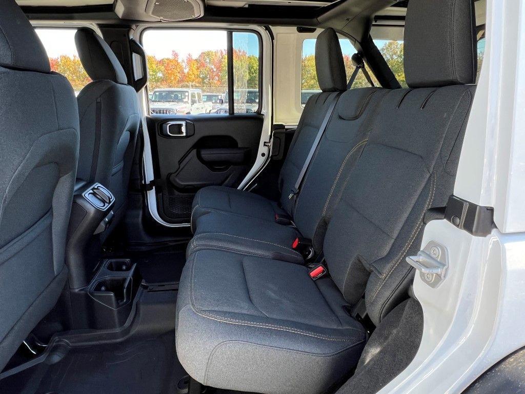 new 2025 Jeep Wrangler car, priced at $50,662