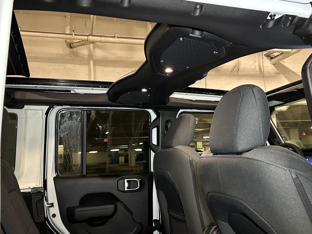 new 2025 Jeep Wrangler car, priced at $53,366