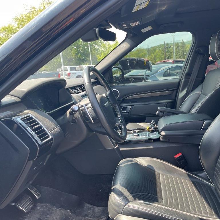 used 2020 Land Rover Discovery car, priced at $27,500