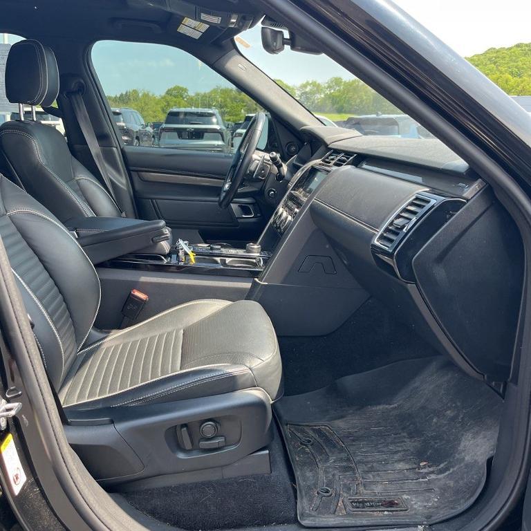 used 2020 Land Rover Discovery car, priced at $27,500