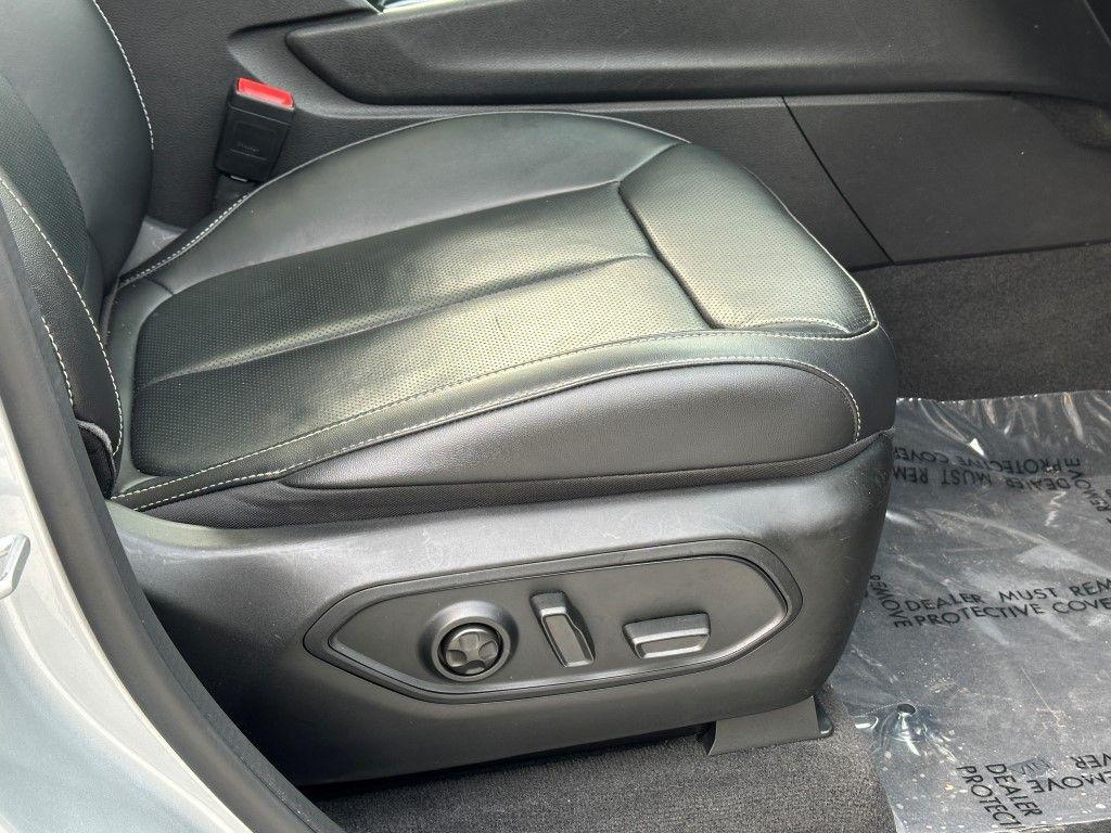 used 2022 Jeep Grand Cherokee L car, priced at $32,900