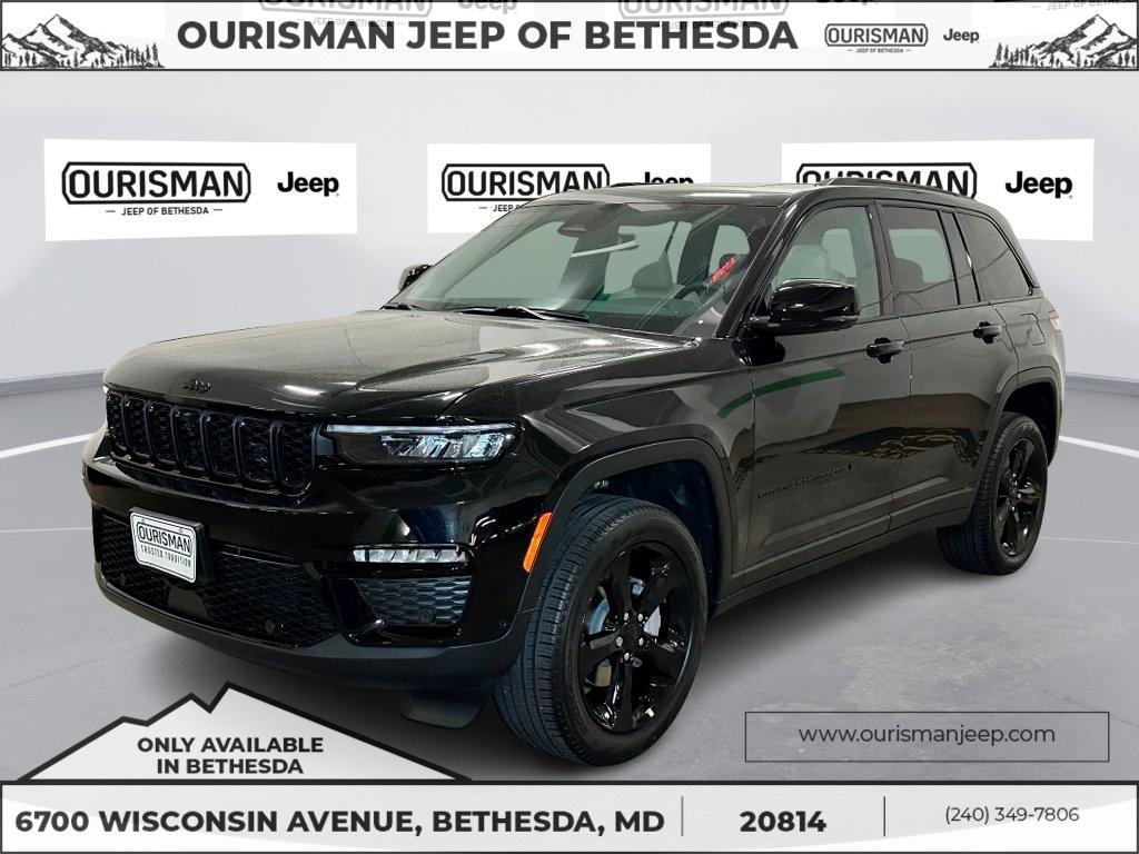 new 2025 Jeep Grand Cherokee car, priced at $52,877
