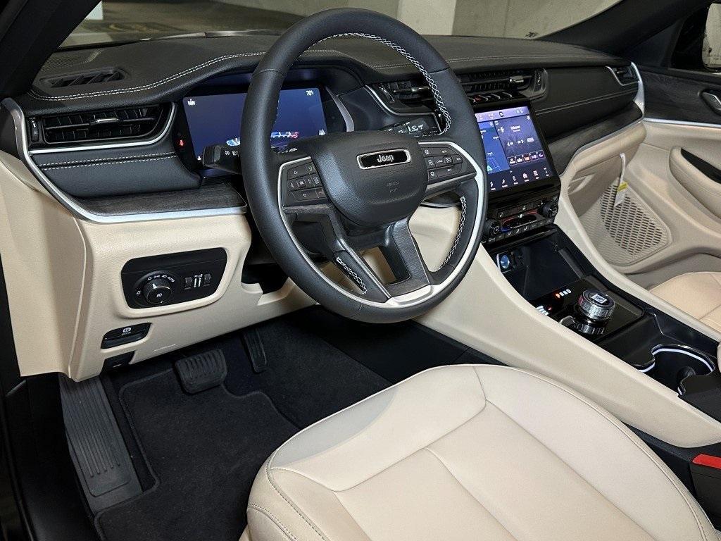 new 2025 Jeep Grand Cherokee L car, priced at $51,364
