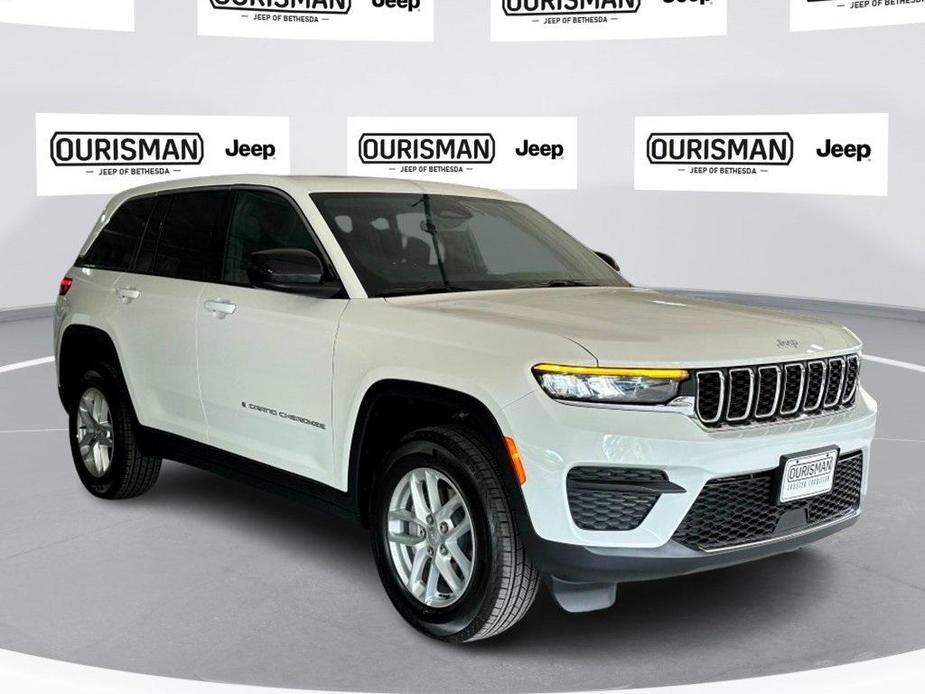 new 2024 Jeep Grand Cherokee car, priced at $38,647