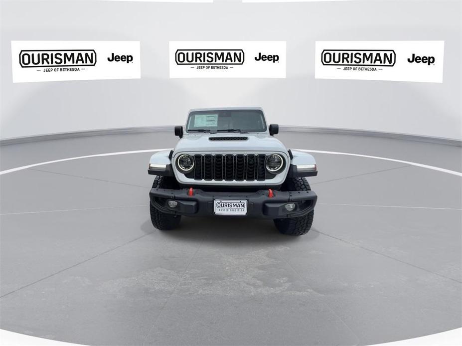 new 2024 Jeep Gladiator car, priced at $60,366