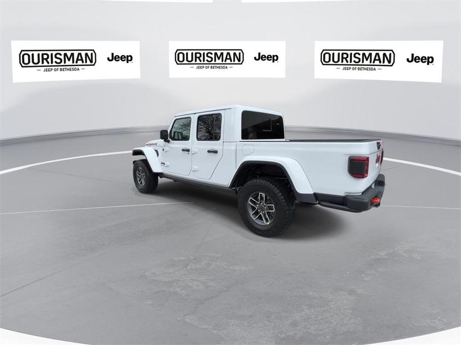 new 2024 Jeep Gladiator car, priced at $60,366